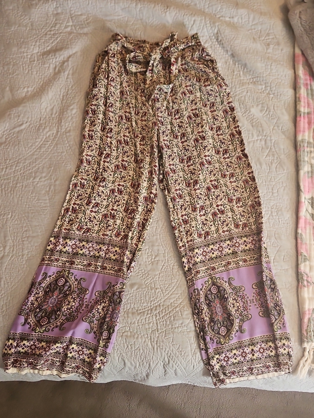 Lavender Paisley Wide-Leg Pull-On Pants